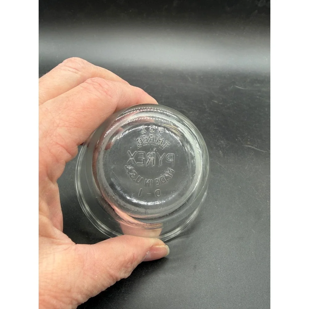 Pyrex vintage clear